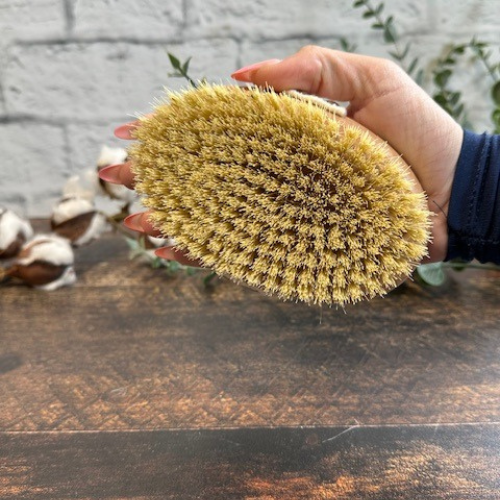 Brosse pour le corps entièrement naturelle et faite au Québec