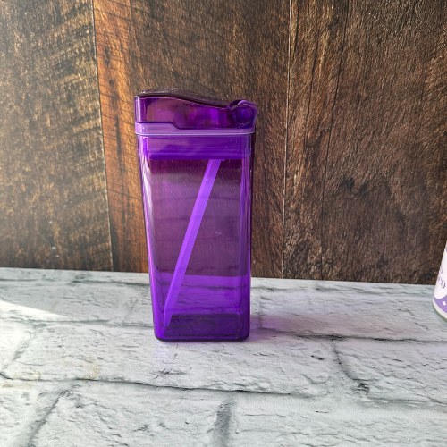 drink in a box mauve- boite à jus réutilisable 12 oz