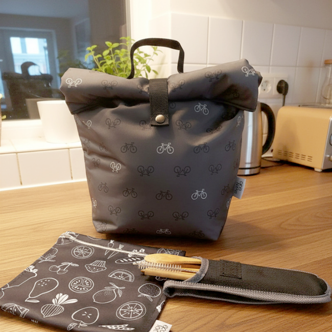 Custom corporate lunch bag made in Quebec - Insulated lunch bag