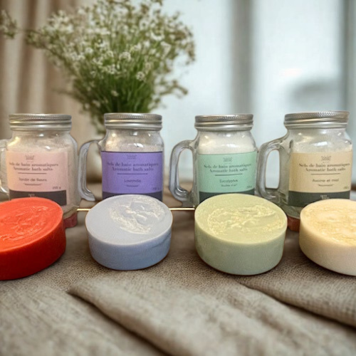 Duo de sel de bain avec un savon contenant un lufa intégré
