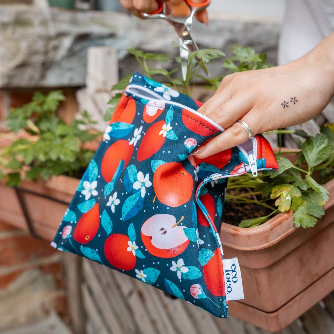 Reusable and eco-friendly sandwich bag