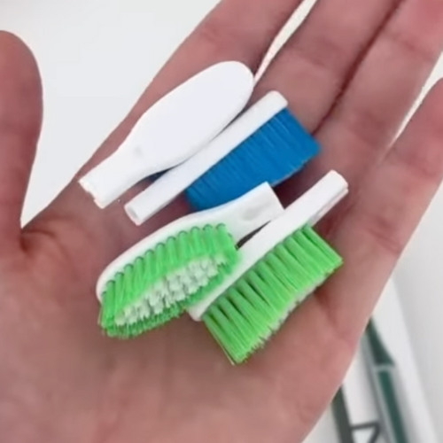 Tête de remplacement pour brosse à dents faite au Québec