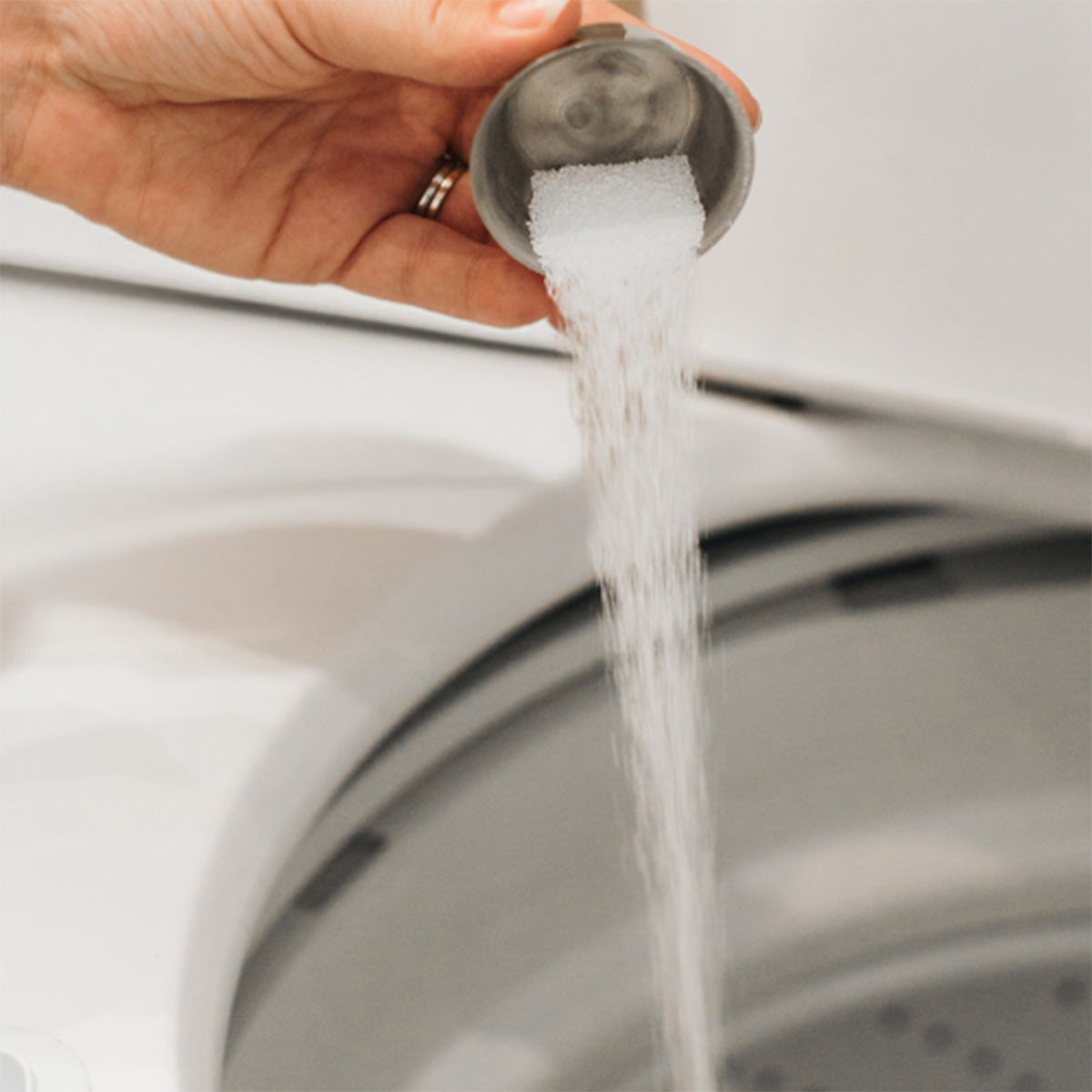 Sodium percarbonate (sodium): stain remover and whitener