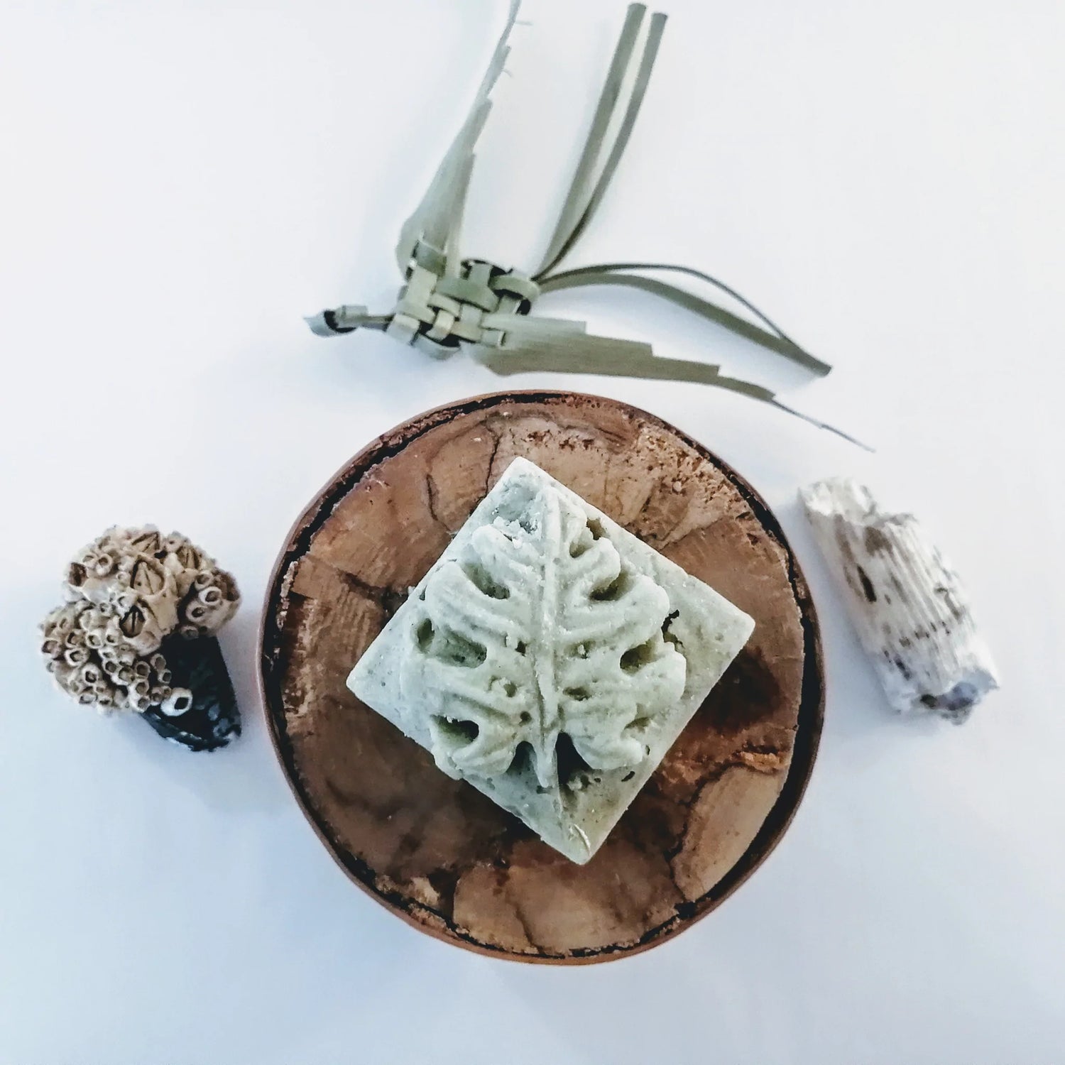 facial cleansing - neem geranuim