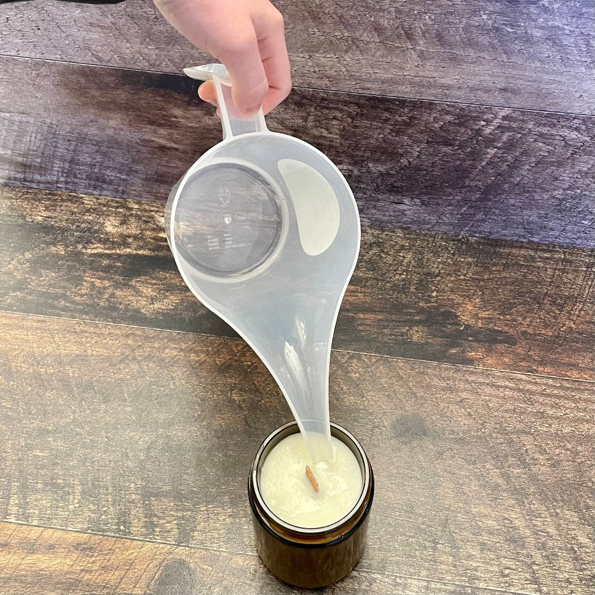 tasse mesurer long bec