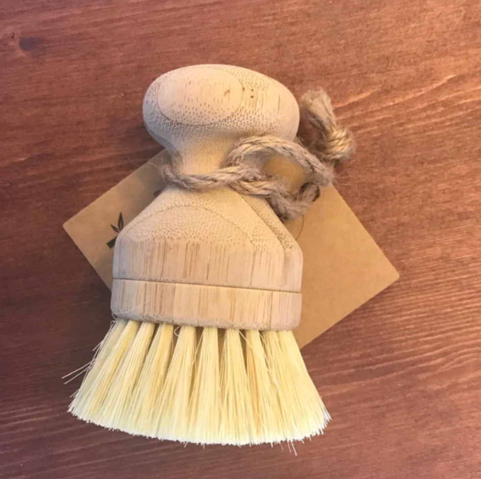 petite brosse vaisselle