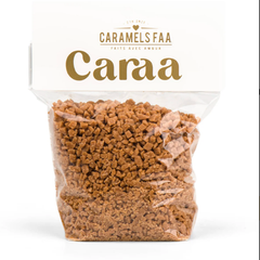 Sac de caramel croquant pour ajouter sur des desserts de la marque Caraa de Caramels Faa sur un fond blanc. 