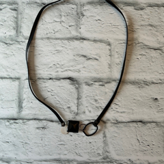 Collier minimaliste argent et chambre à air de vélo recyclé et carré noir