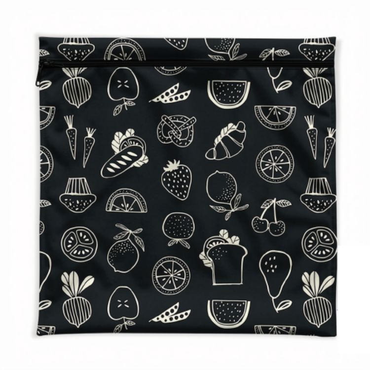Sacs extra-larges lavables style ziplock avec des motifs de fruits et de légumes sur un fond noir.  Sac réutilisable pour la congélation. Fermeture éclair noire