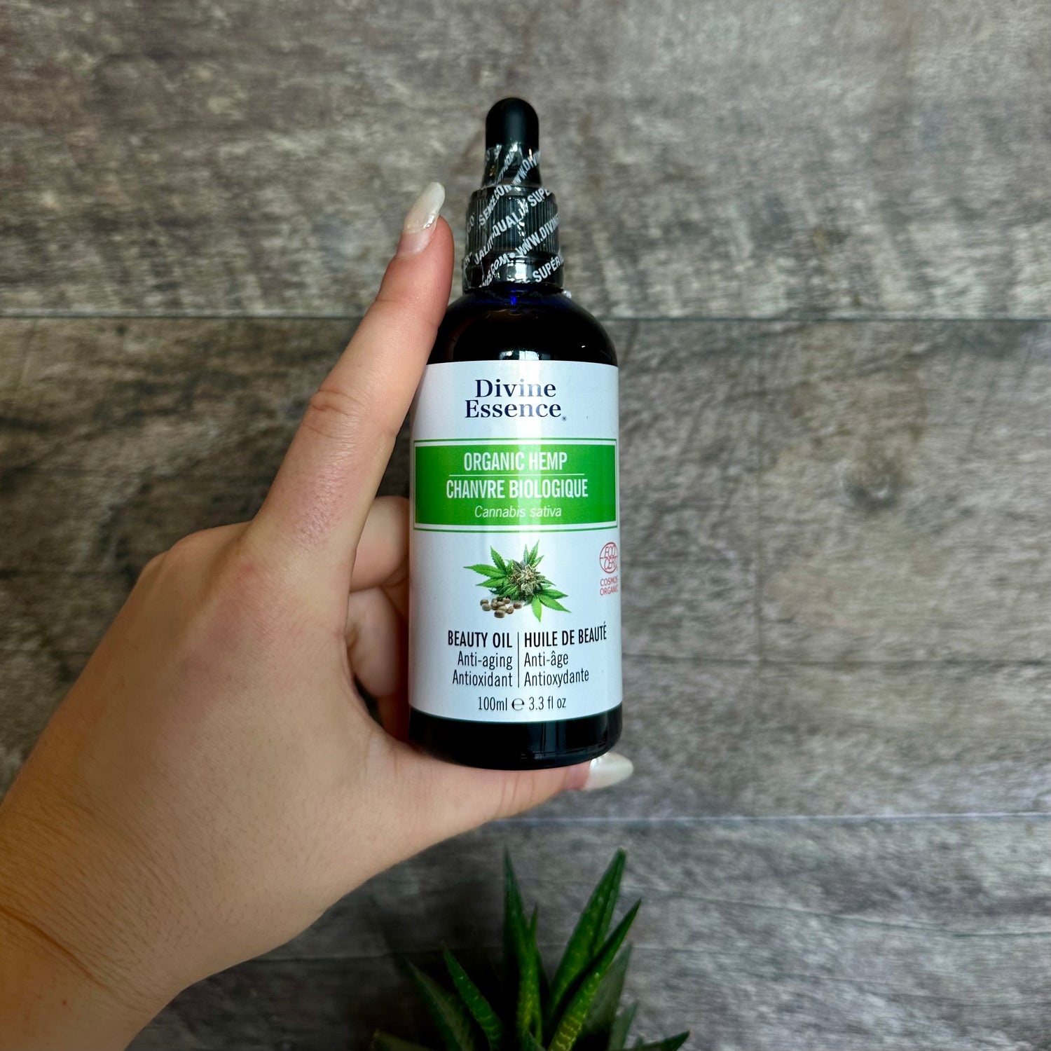 Organic hemp beauty oil