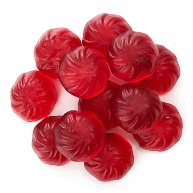 Bonbons rouges de la marque squish sur un fond blanc