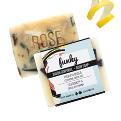 Savon issu de l'économique circulaire Funck de la marque Rise citron.  Savon coroporel fait à la main avec son étiquette et sans son étiquette sur un fond blanc. 