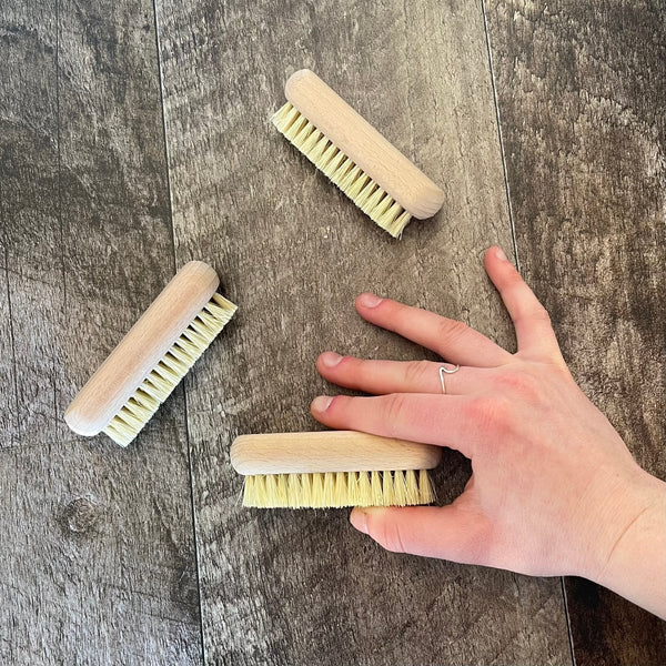 brosses - ongles
