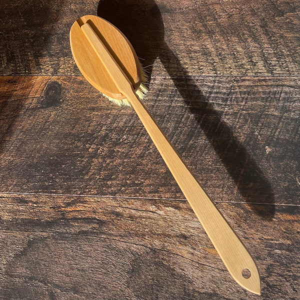 dry skin brush with handle